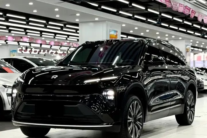 蔚来 ES8 2024款 75kWh 行政版