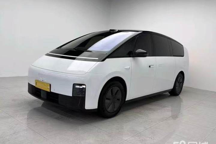理想汽车 理想MEGA Ultra