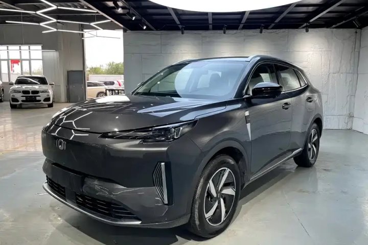 长安启源 A05 真香版 145 尊贵型