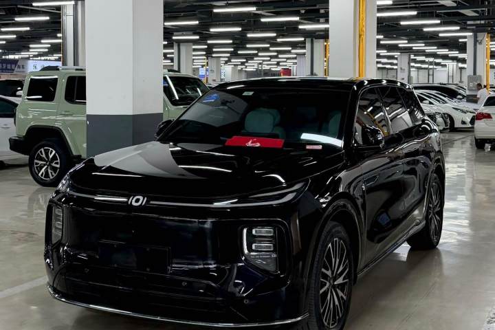 长安启源 Q07 215尊荣型