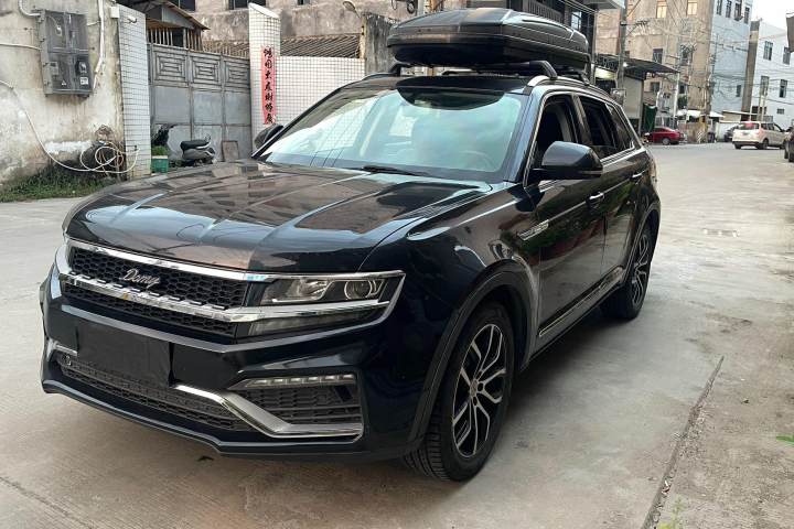 众泰 大迈X7 2.0T DCT至尊型