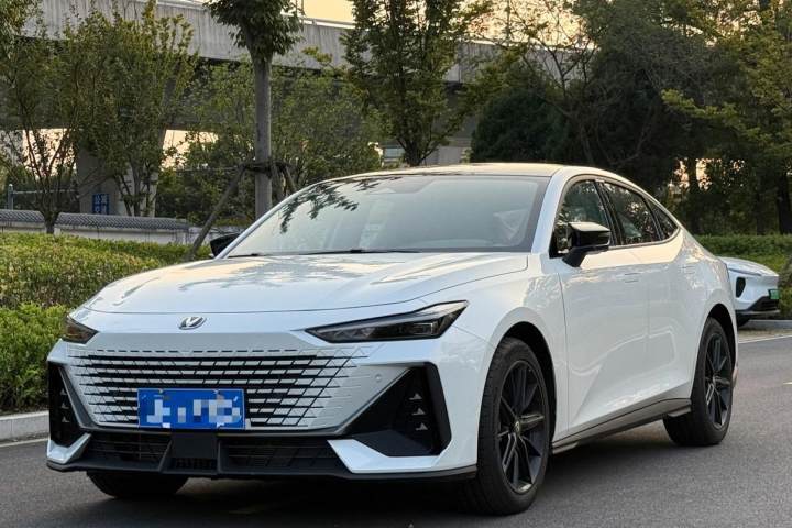 长安 UNI-V 1.5T 高能版