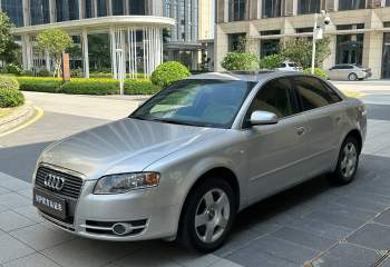 奥迪 A4 1.8T 自动舒适型