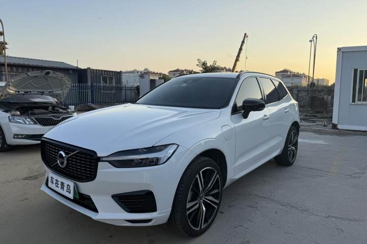 沃尔沃 XC60插电式混动 T8 E驱混动 智远运动版