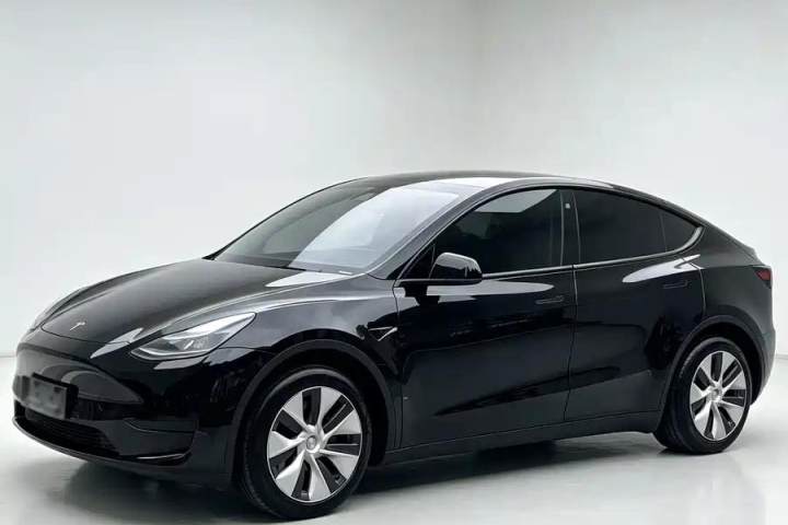 特斯拉 Model Y 后轮驱动版