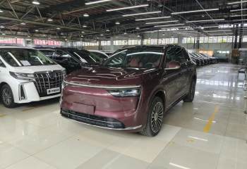 AITO 问界 问界M8 2025款 增程 Ultra版 53.4kWh 5座版 (192线激光雷达)