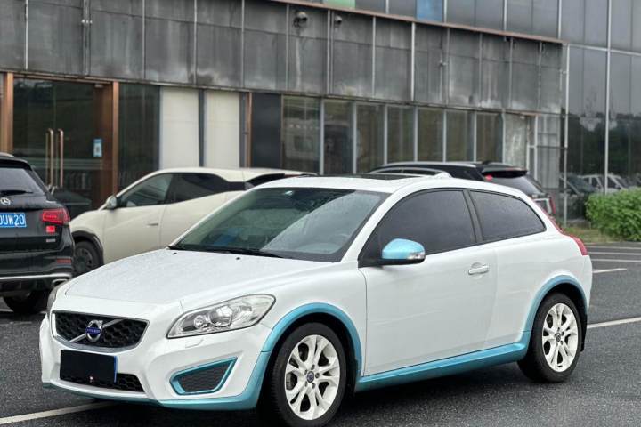 沃尔沃 C30 2.0L Aktiv 炫动套装版