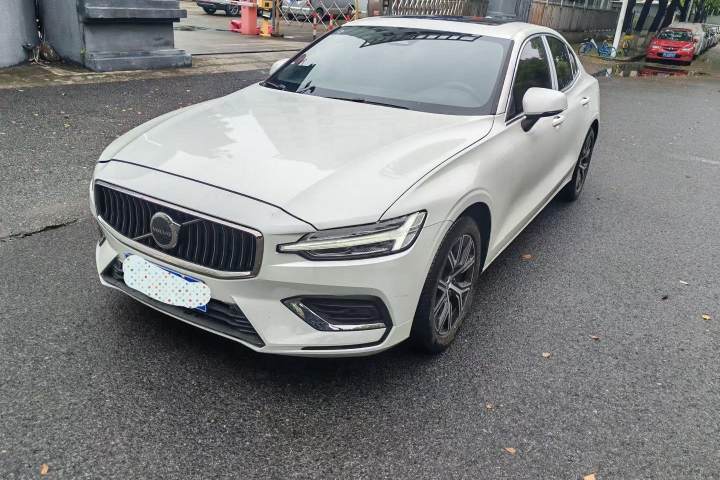 沃尔沃 S60 B4 智逸豪华版
