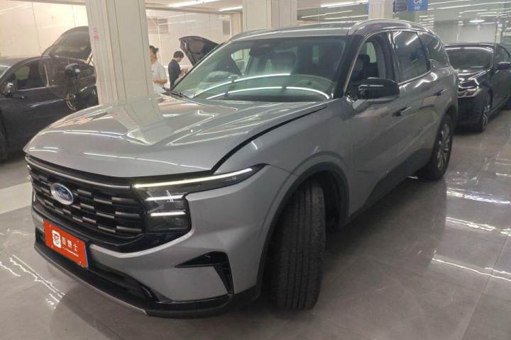 福特 锐界 2023款 锐界L 2.0T EcoBoost 两驱七座豪华型