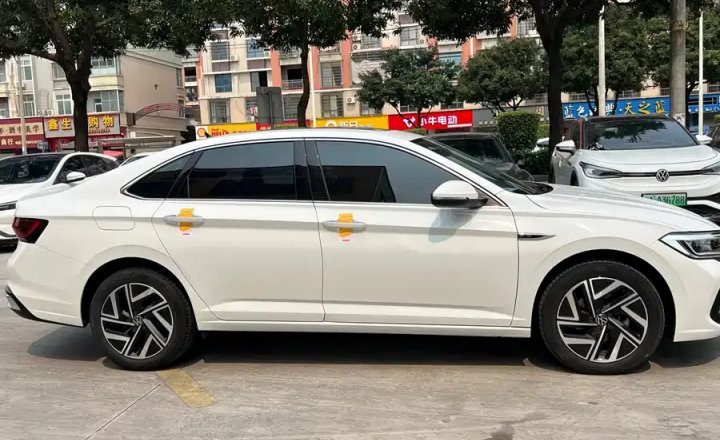 大众 速腾 2024款 300TSI DSG超越版