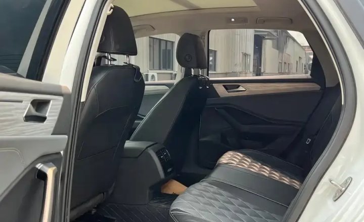 大众 速腾 2024款 300TSI DSG超越版