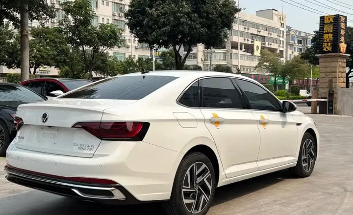 大众 速腾 2024款 300TSI DSG超越版