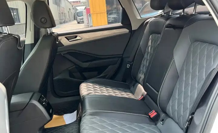 大众 速腾 2024款 300TSI DSG超越版