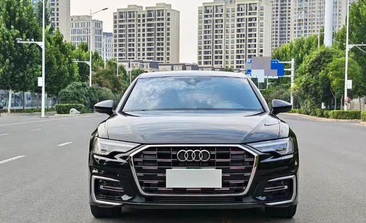奥迪 A6L 2024款 40 TFSI 豪华动感型