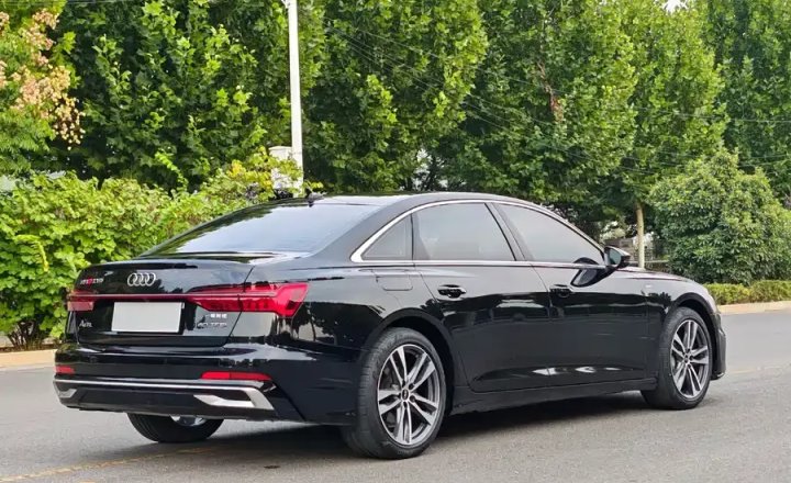 奥迪 A6L 2024款 40 TFSI 豪华动感型