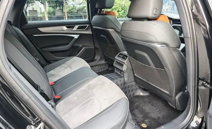 奥迪 A6L 2024款 40 TFSI 豪华动感型