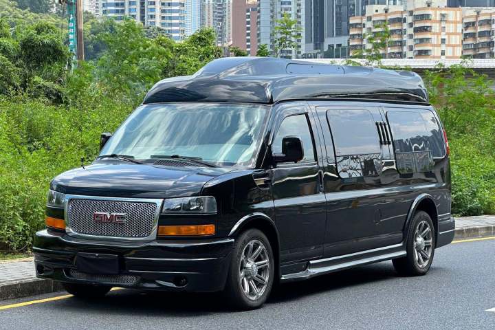 GMC SAVANA 6.0L 商务之星7座