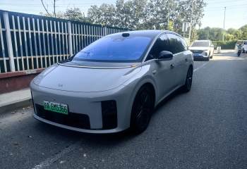 理想汽车 理想i8 2025款 标准版