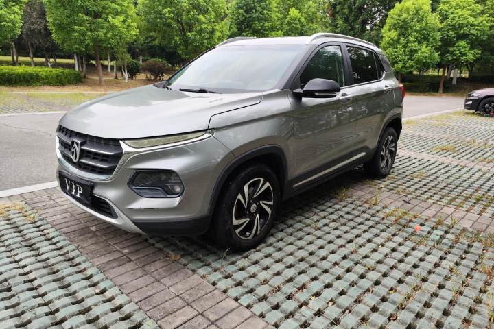宝骏 510 1.5L 手动豪华型