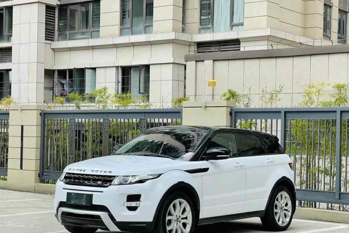 路虎 揽胜极光(进口) 2.0T 5门熠动限量版