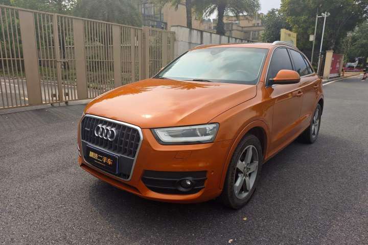 奥迪 Q3 2013款 40 TFSI quattro 豪华型