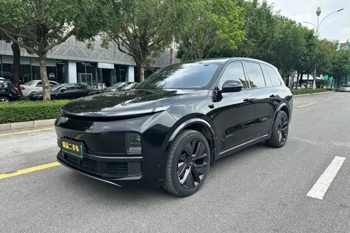 理想汽车 理想L8 2023款 Pro