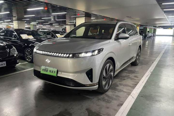 东风奕派 eπ008 2025款 210Ultra增程版 5座