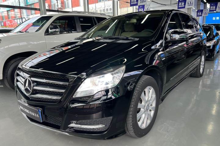奔驰 R级 R 320 4MATIC 商务型臻藏版