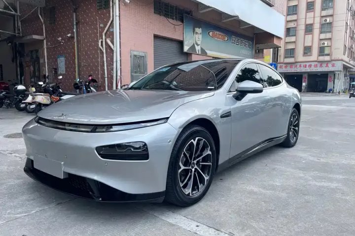 小鹏 P7 480N+