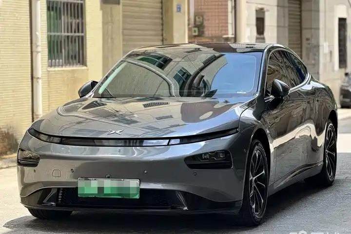 小鹏 P7 480N