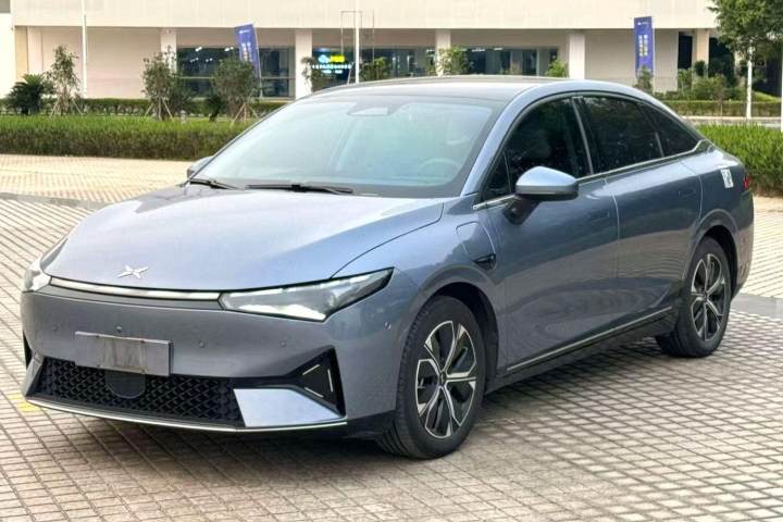 小鹏 P5 550E