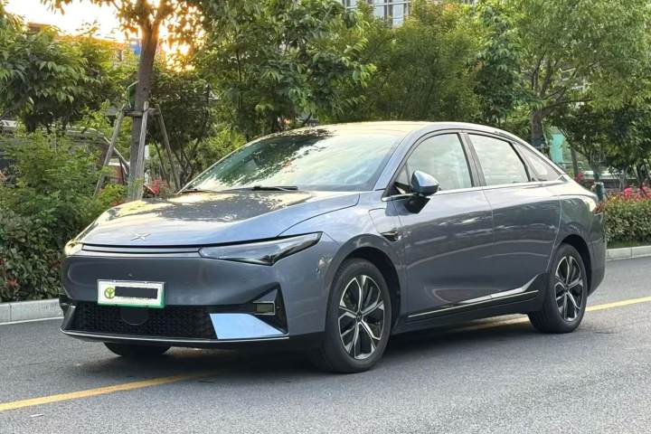 小鹏 P5 600P