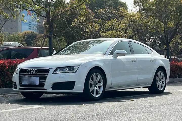 奥迪 A7 2013款 30 FSI 标准型