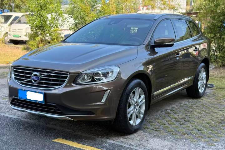 沃尔沃 XC60 T5 智进版