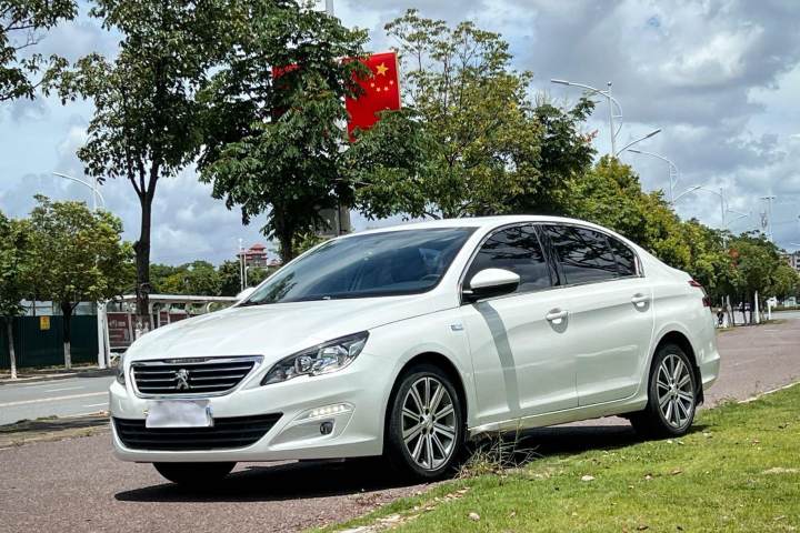 标致 408 1.6T 自动豪华版