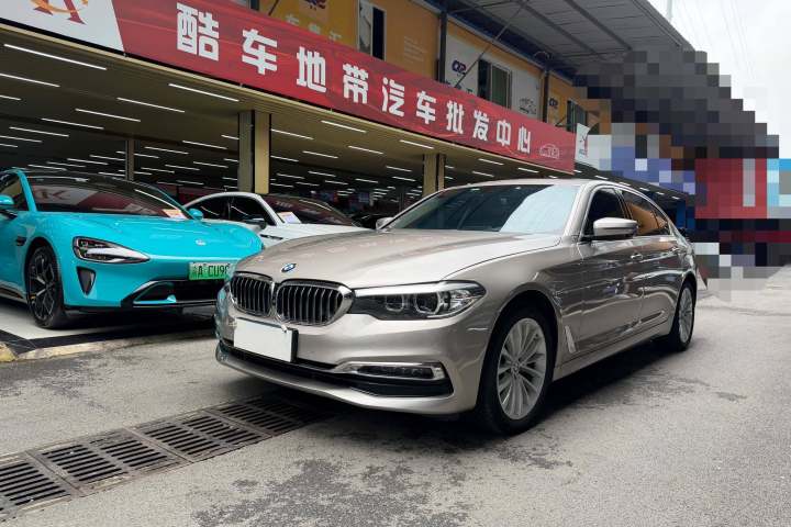 宝马 5系 2019款 525Li 豪华套装