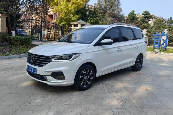 宝骏 360 1.5L 自动豪华型 国V