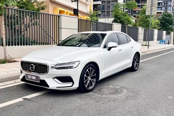 沃尔沃 S60 B4 智逸豪华版